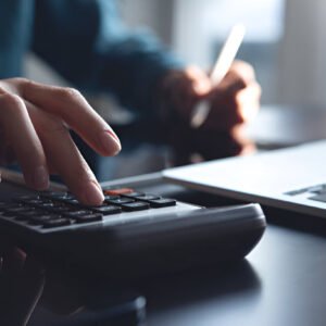 الخدمات المالية والمحاسبية